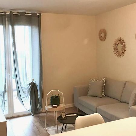 Serenidad - Appartement Cosy 50M2 Et Parking Châteauroux Exterior photo